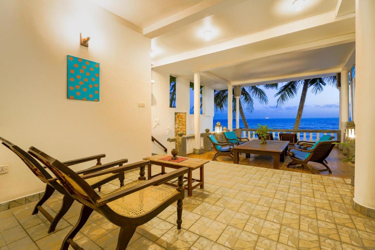 Blue Sky Beach Resort ウナワトゥナ エクステリア 写真